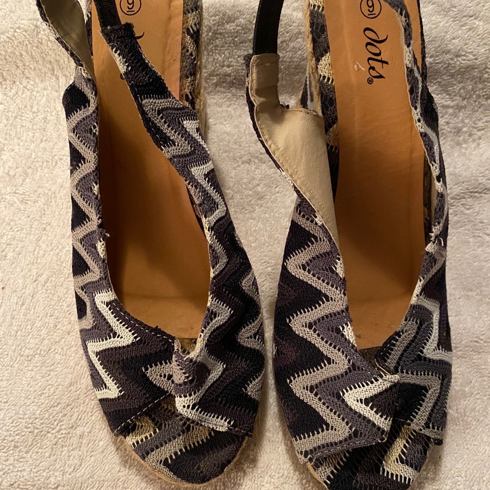 Peep toe wedges